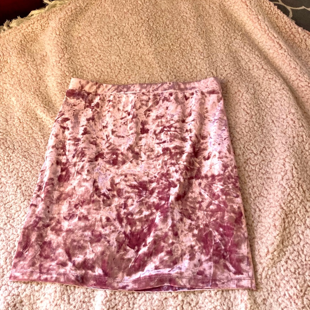 Forever 21 velvet Skirt